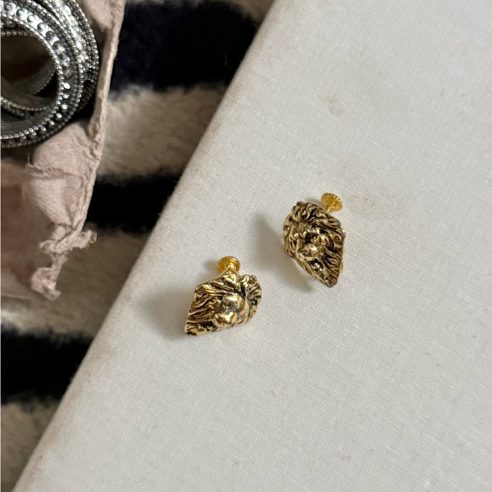 Gold Leaf Earrings